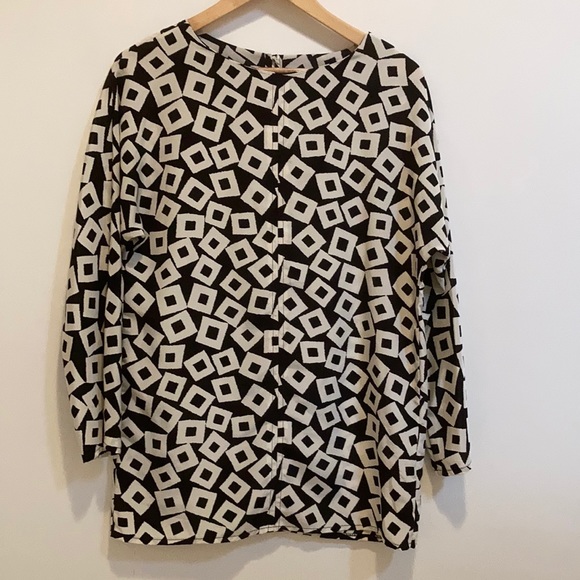 Graphic tunic - Picture 1 of 6